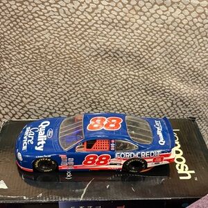 Ford Credit Quality Care Service Diecast Car 1998 Dale Jarrett